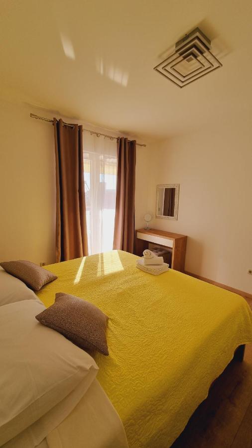 Apartmani Palma Novalja Εξωτερικό φωτογραφία