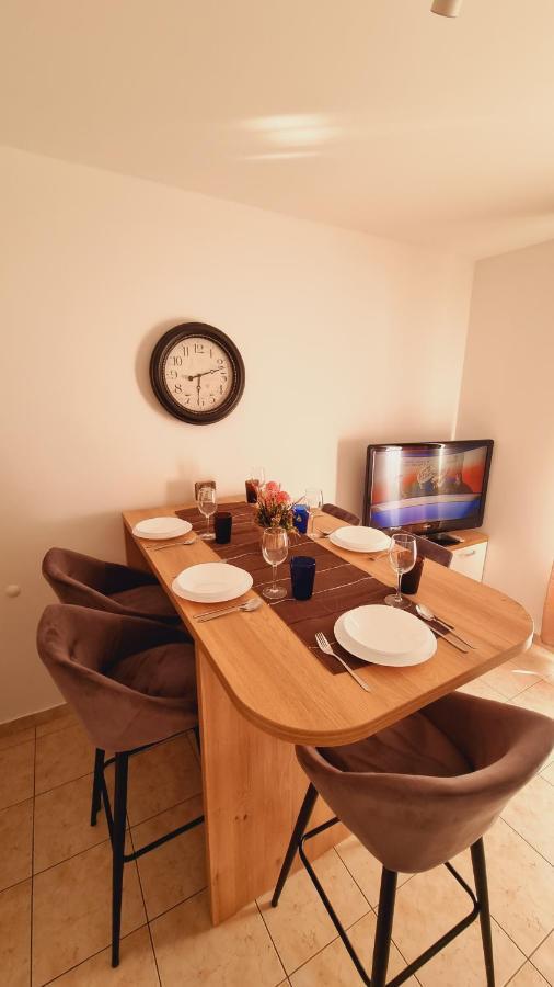 Apartmani Palma Novalja Εξωτερικό φωτογραφία