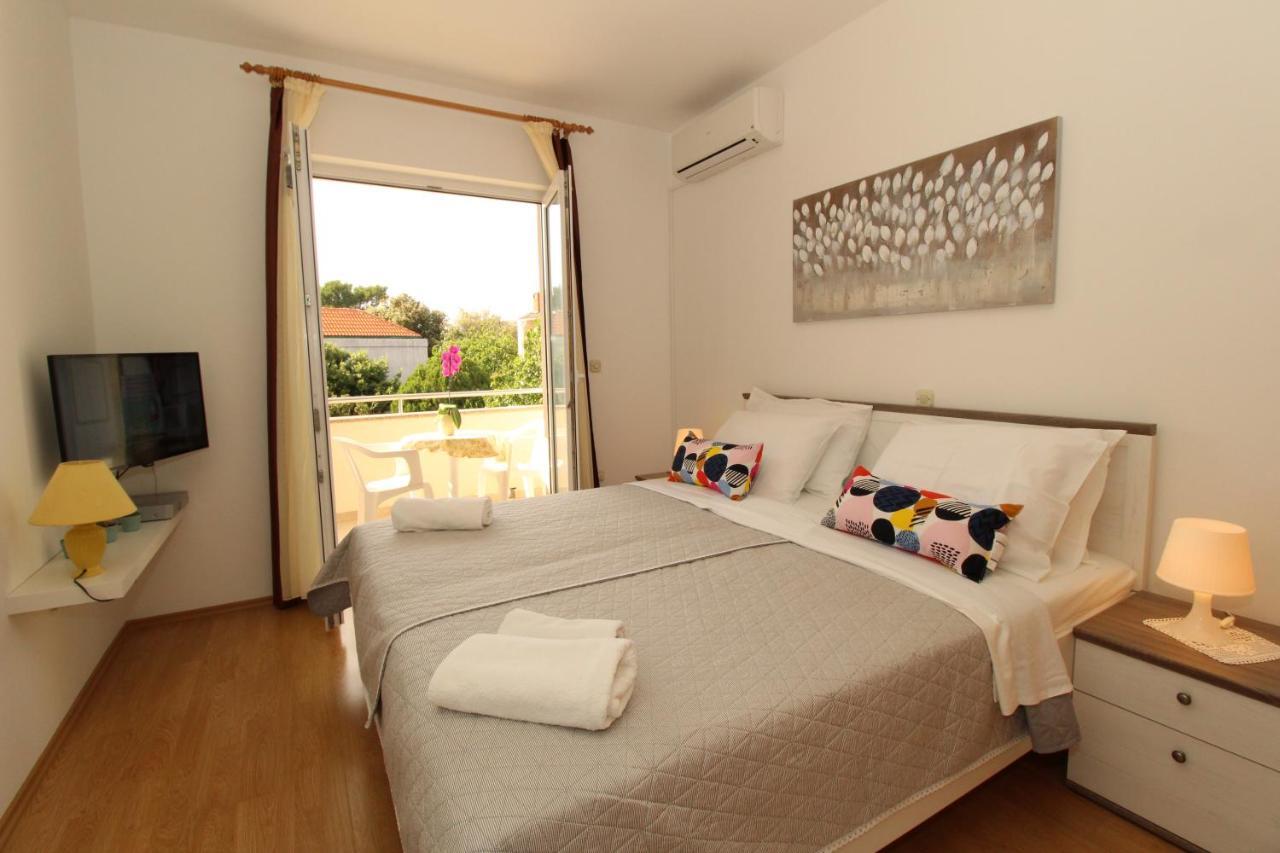 Apartmani Palma Novalja Εξωτερικό φωτογραφία