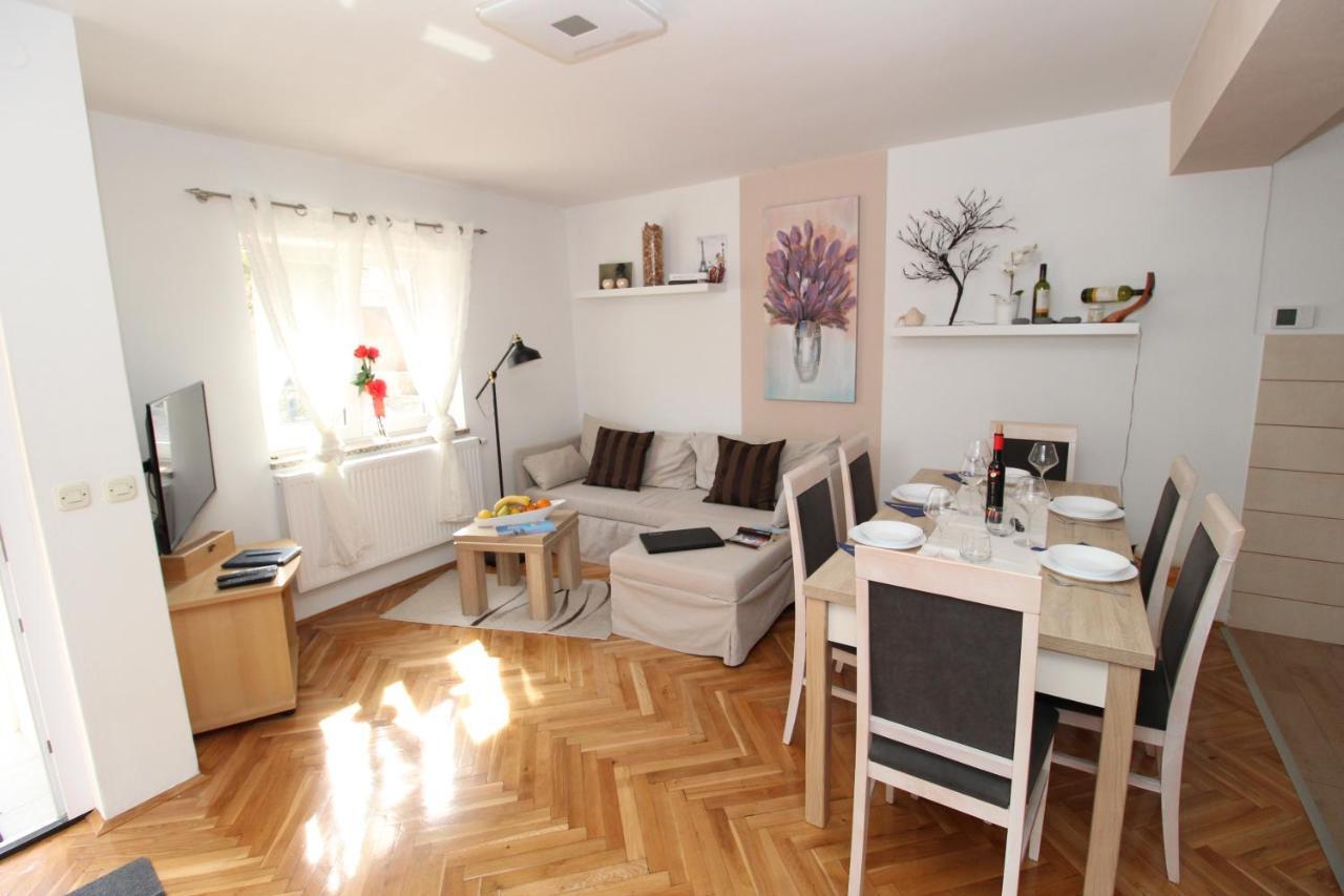 Apartmani Palma Novalja Εξωτερικό φωτογραφία