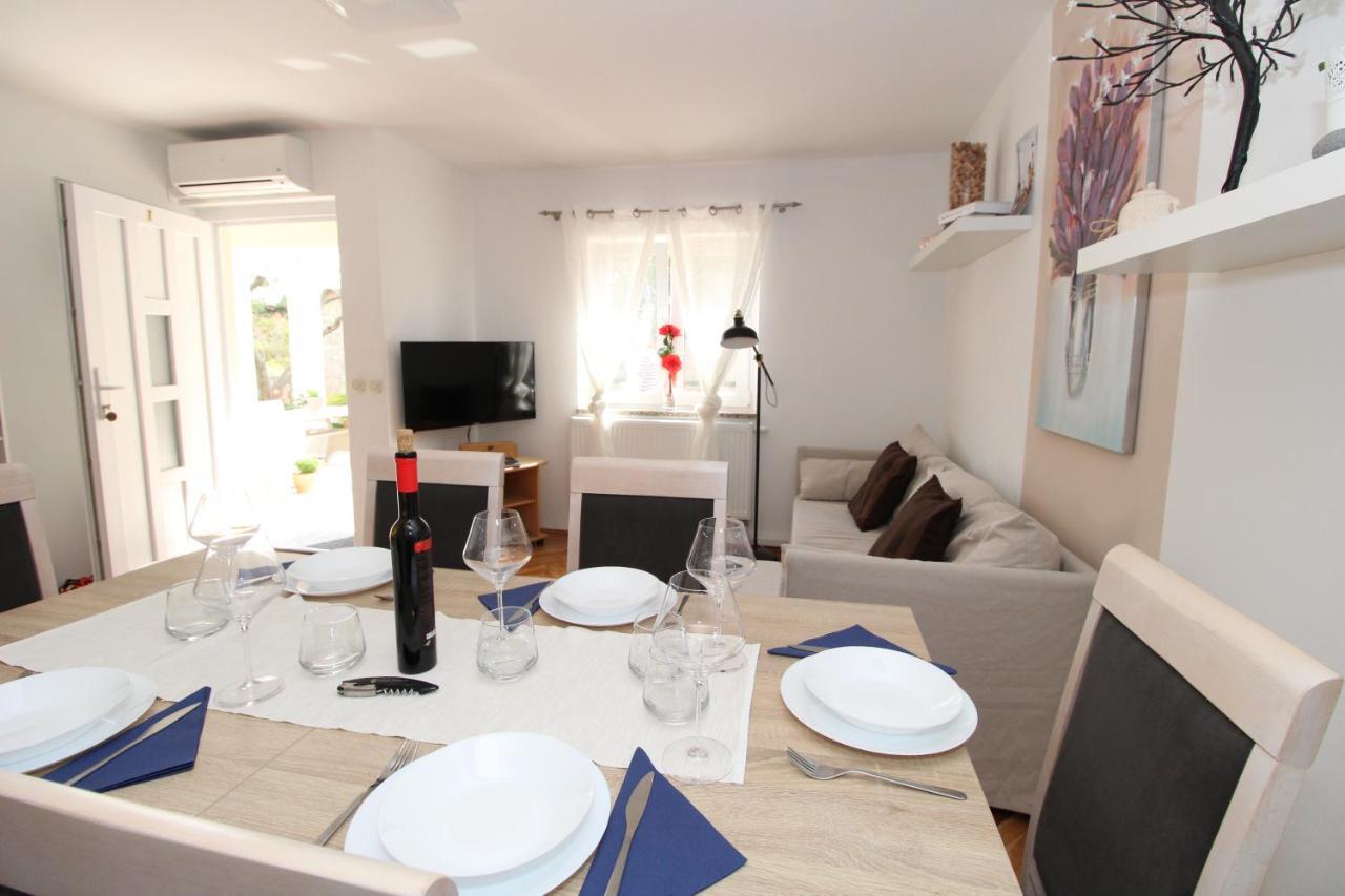 Apartmani Palma Novalja Εξωτερικό φωτογραφία